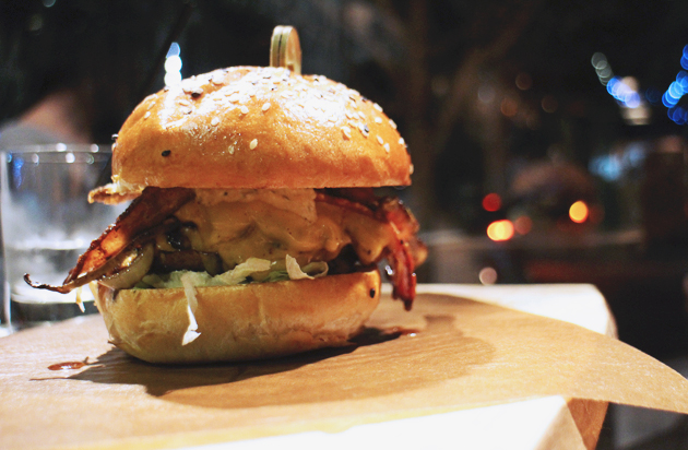 Novemburger Hamilton - Hambrgr: #HamOnt Burger